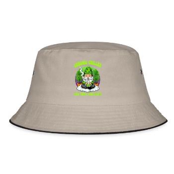 Cannabis Wichtel - Bong Gnom 420  - Bucket Hat - Khaki/Schwarz - Vorne
