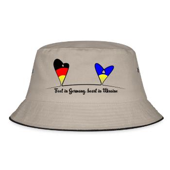 Feet in Germany, heart in Ukraine - Bucket Hat - Khaki/Schwarz - Vorne