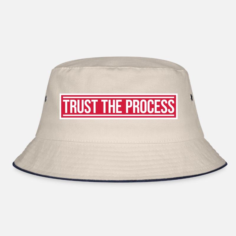 trust the process Zitat Bucket Hat