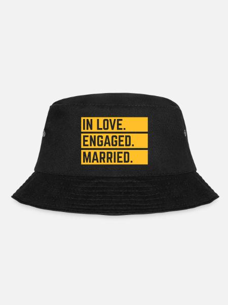 In Love. Engaged. Married. (Wedding Marriage / 1C) - Bucket Hat - Schwarz