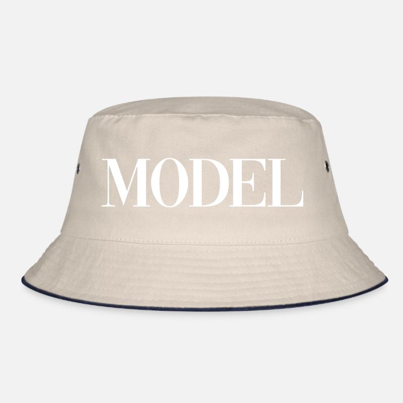 MODEL Bucket Hat
