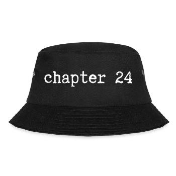 chapter 24 Geburtstag - Bucket Hat - Schwarz - Vorne - Lela (165cm)