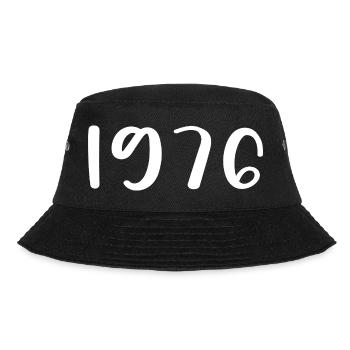 1976 Limitierte Auflage 50. Geburtstag 1976 - Bucket Hat - Schwarz - Vorne - Lela (165cm)