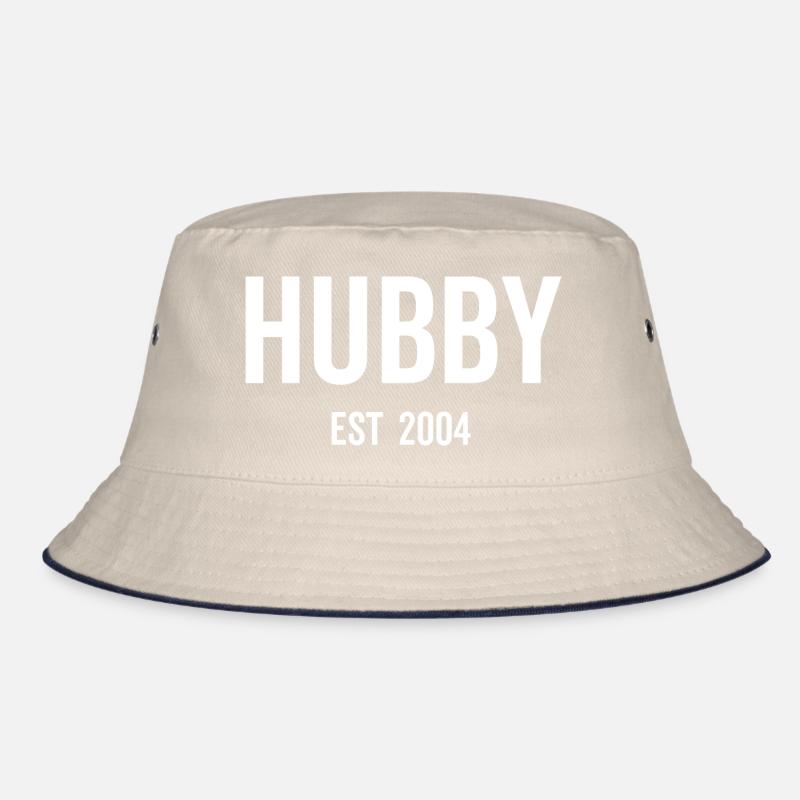 Ehemann Est 2004 Bucket Hat