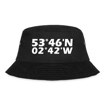 Preston Koordinaten - Bucket Hat - Schwarz - Vorne - Lela (165cm)