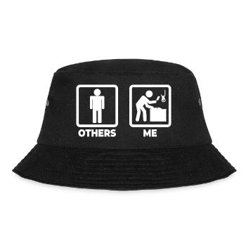 Ich als Metzger - Bucket Hat - Schwarz - Vorne - Lela (165cm)
