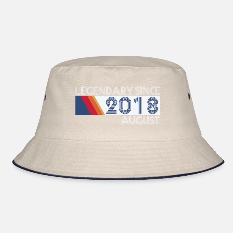 Retro SiFi Legendary since August 2018 - Geburtsta Bucket Hat