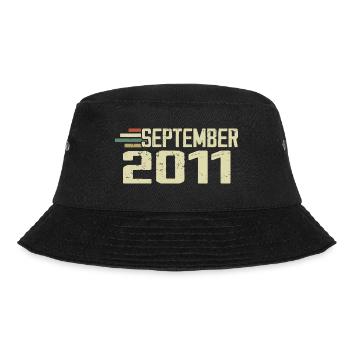 September 2011 Vintage Geschenkidee September 2011 - Bucket Hat - Schwarz - Vorne - Lela (165cm)