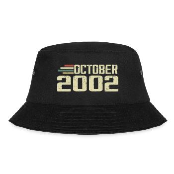 October 2002 - Geburtstag im Oktober 2002 - Bucket Hat - Schwarz - Vorne - Lela (165cm)