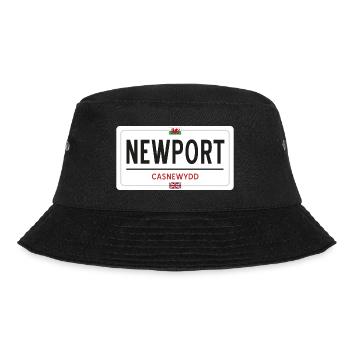 Ortsschild von Newport - Bucket Hat - Schwarz - Vorne - Lela (165cm)