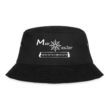 Cuxhaven - MeerVERLIEBT - (Koordinaten - weiß) - Bucket Hat - Schwarz - Vorne - Lela (165cm)