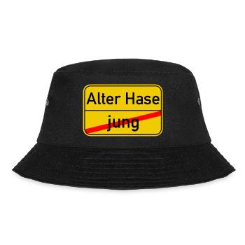 Ortsschild jung - Alter_Hase - Bucket Hat - Schwarz - Vorne - Lela (165cm)