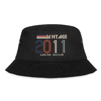 Jahrgang 2011 Jubiläumsgeschenk - Jahrgang 2011 - Bucket Hat - Schwarz - Vorne - Lela (165cm)