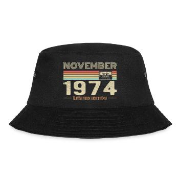 November 1974 Vintage Geburtstag Retro T-Shirt - Bucket Hat - Schwarz - Vorne - Lela (165cm)