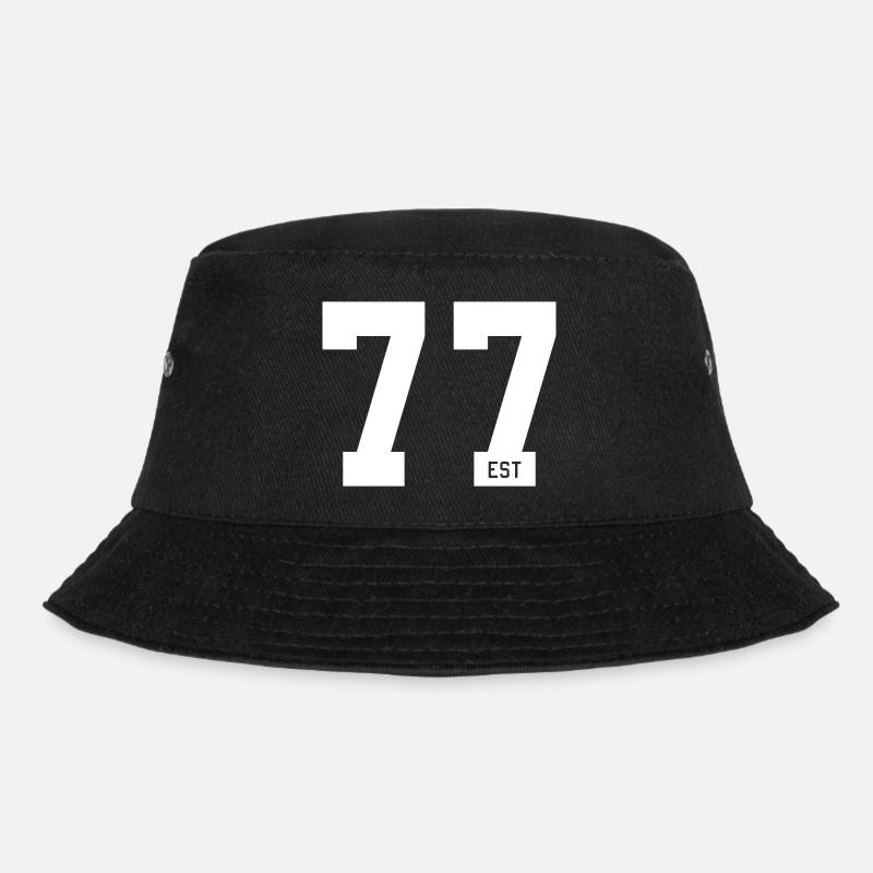 77 EST – Faute de frappe audacieuse et style de fond de teint - Bob - noir