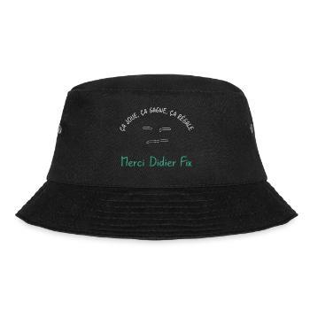 Ca_joue_ca_gagne_ca_regale - Bucket Hat - Schwarz - Vorne - Lela (165cm)