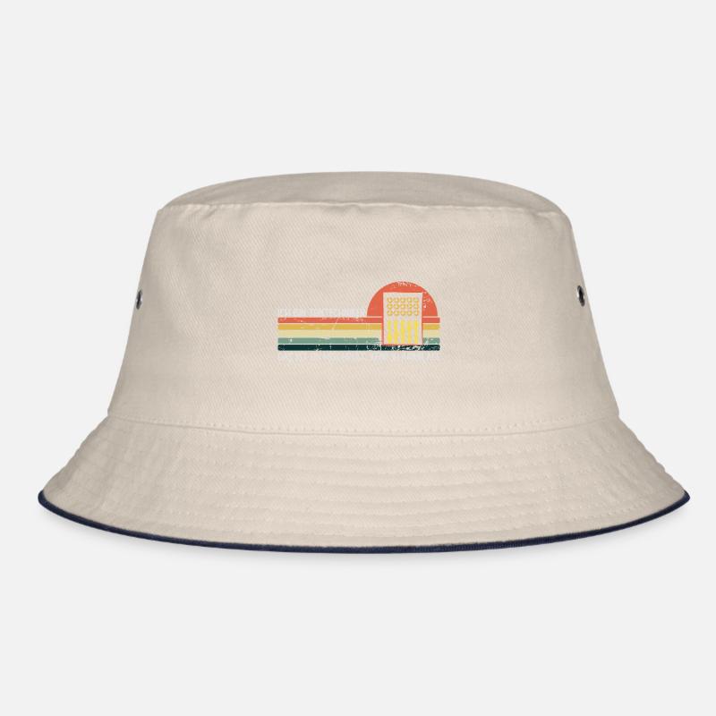 Das ist ein Mischpult, keine Kläranlage Bucket Hat