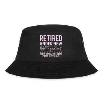 Unter neuer Leitung in den Ruhestand getreten Siehe Enkelkinder - Bucket Hat - Schwarz - Vorne - Lela (165cm)