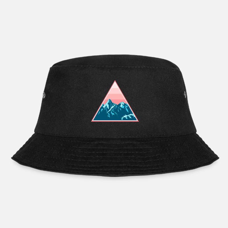 Moutains neigeux dans le triangle - Bob - noir