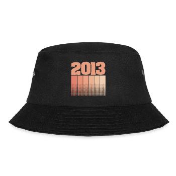 Geboren 2013 - Bucket Hat - Schwarz - Vorne - Lela (165cm)
