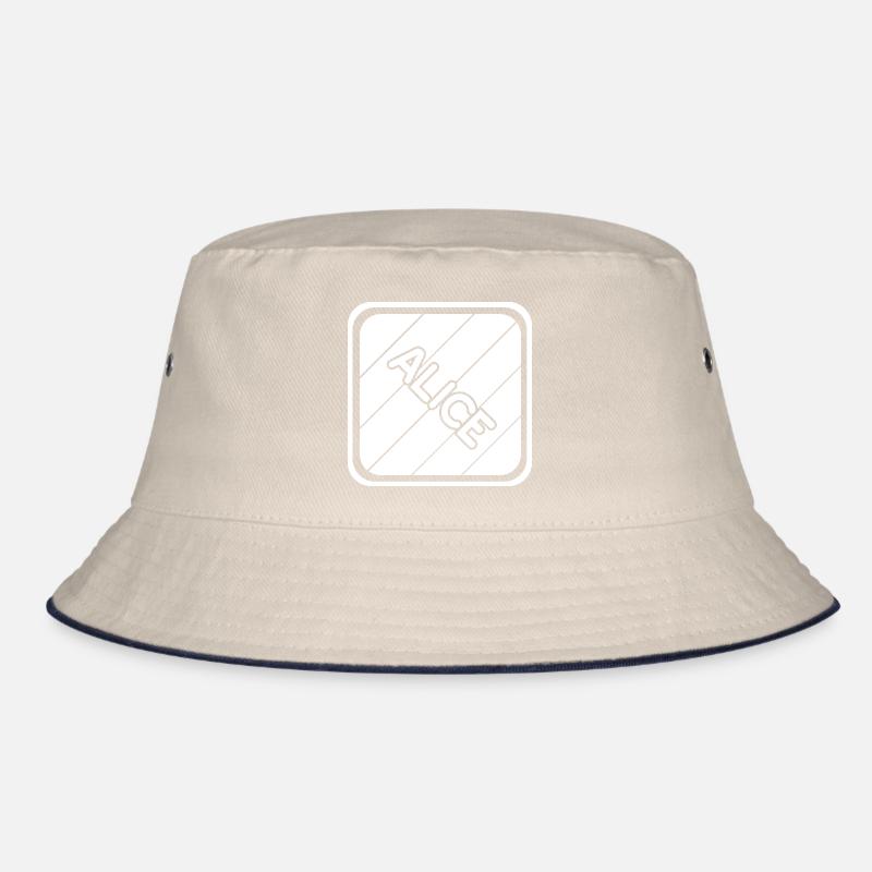 Alice als Mädchenname Bucket Hat
