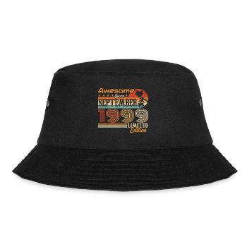September 1999 - Geburtstag 1999 September - Bucket Hat - Schwarz - Vorne - Lela (165cm)