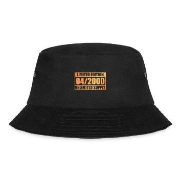 25. Geburtstag Limited Edition - ꝏ Supply 04/2000 - Bucket Hat - Schwarz - Vorne - Lela (165cm)