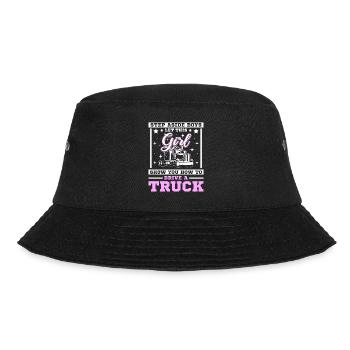 Let this girl show you how to drive a truck - Bucket Hat - Schwarz - Vorne - Lela (165cm)