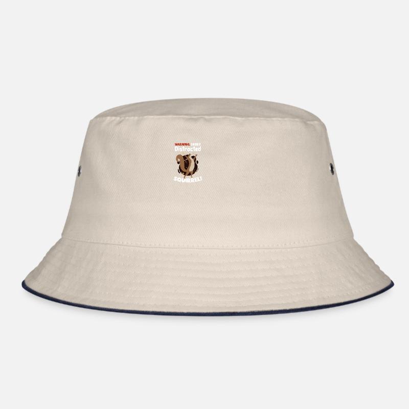 Easily Distracted Squirrel Japanese Fox Squirrel Bucket Hat