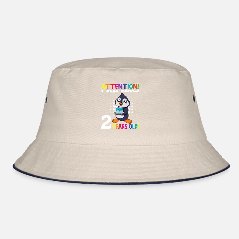 Attention pingouin j'ai maintenant 2 ans Bob