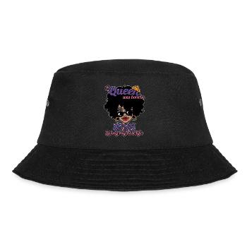 Eine Königin wurde 1995 geboren - 27 Jahre alter Geburtstag - Bucket Hat - Schwarz - Vorne - Lela (165cm)