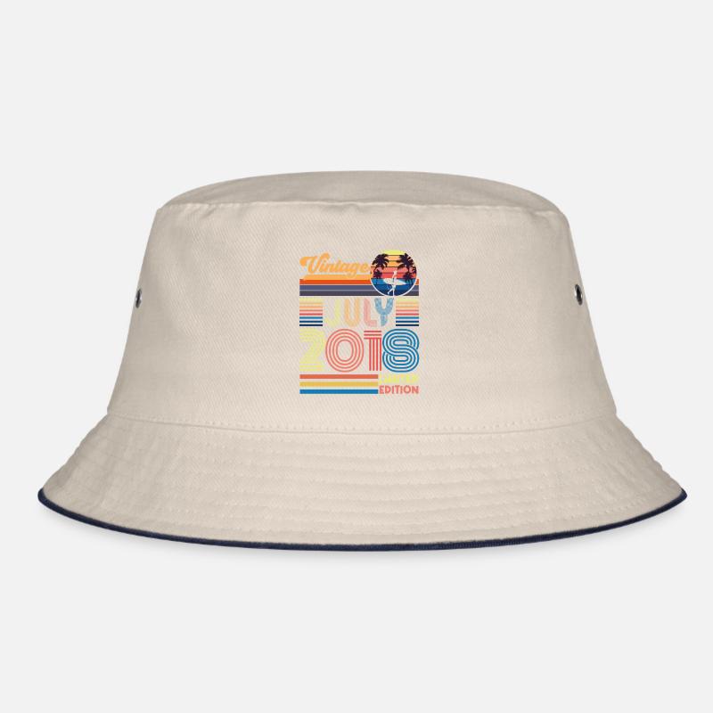 Geburtstag Juli 2018. Geschenk Juli 2018. Bucket Hat
