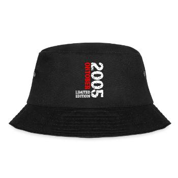 2005 Oktober Limited Edition 18. Geburtstag Deko - Bucket Hat - Schwarz - Vorne - Lela (165cm)