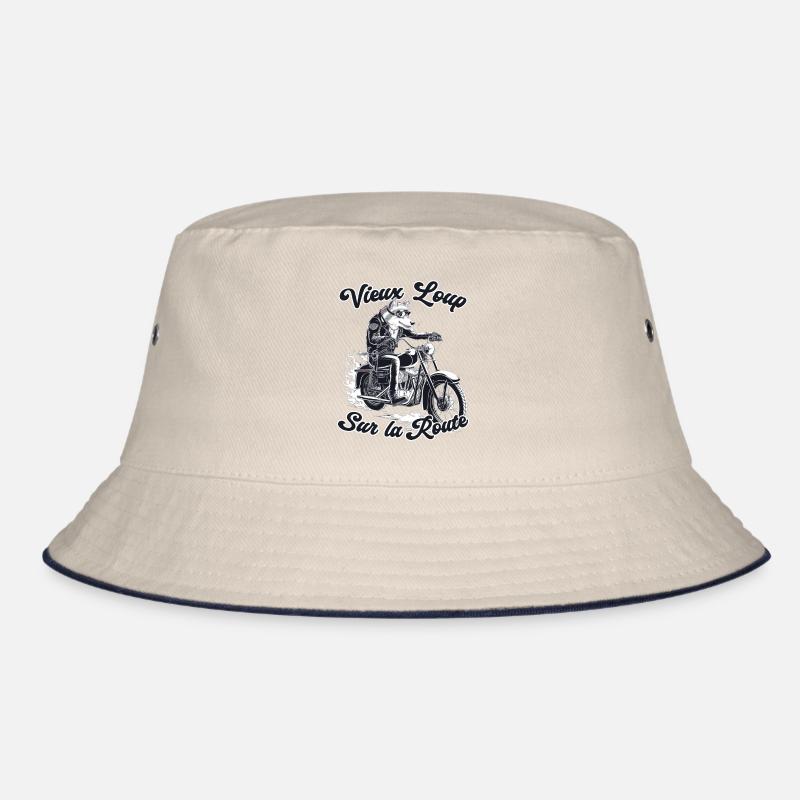 Alter Wolf Biker Auf Der Straße - Biker Bucket Hat
