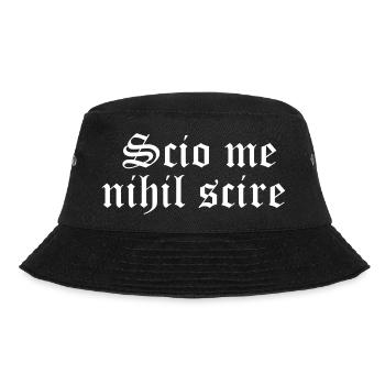 Scio me nihil scire. Latin motto Gothic Typography - Bucket Hat - black - Front - Lela (165cm)