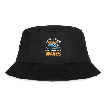 Kreuzfahrt Retired Retirement - Bucket Hat - Schwarz - Vorne - Lela (165cm)
