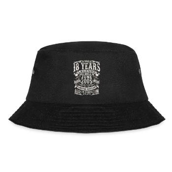 Legend born in june 2005 - 18 years old - Bucket Hat - black - Front - Lela (165cm)