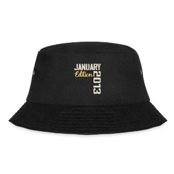 Geburtstagsgeschenk geboren im Januar 2013 - 2013 - Bucket Hat - Schwarz - Vorne - Lela (165cm)