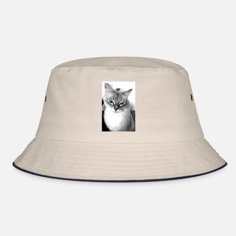 Carlo Bucket Hat