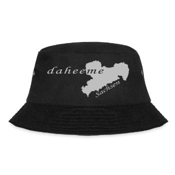 Daheeme - Zu Hause - Sächsisch - Bucket Hat - Schwarz - Vorne - Lela (165cm)