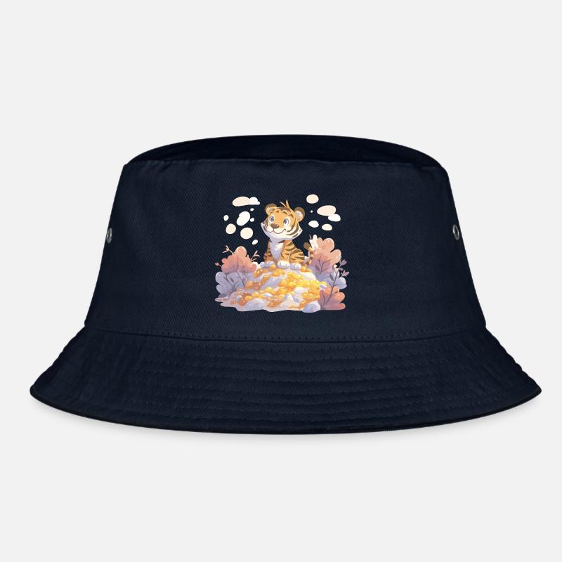 Tigerjunge auf Goldschatz im Herbstwald Bucket Hat