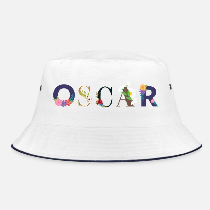 Le nom d’OSCAR décoré de fleurs Bob