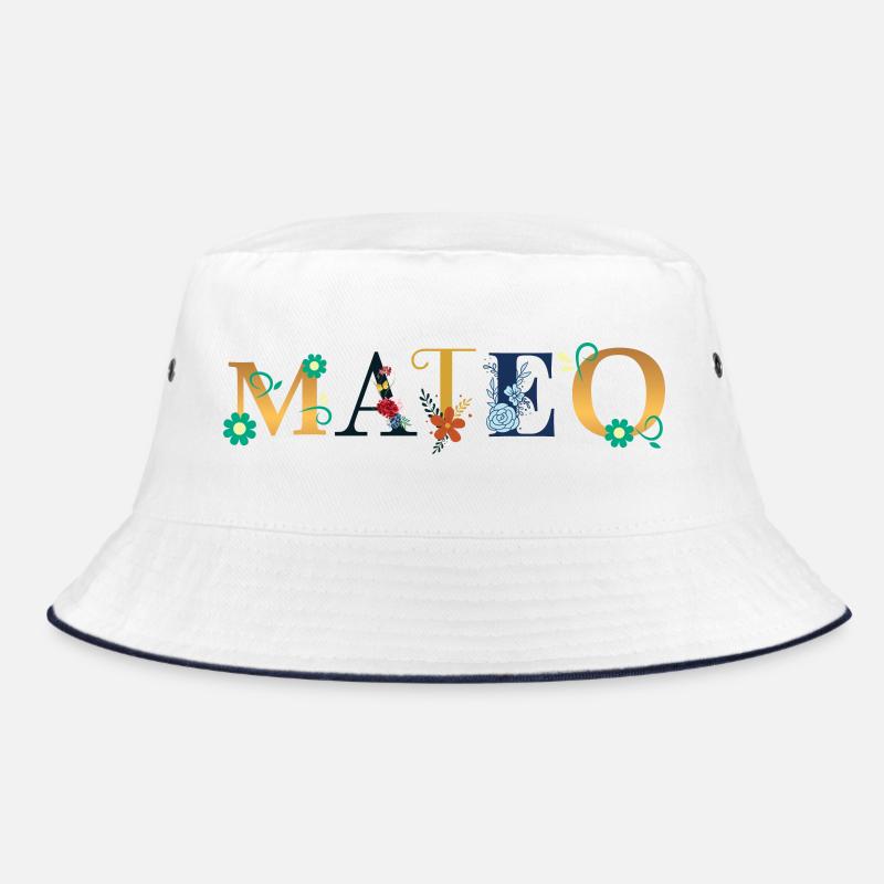 Le nom MATEO est décoré de fleurs Bob