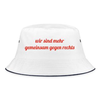 Wir sind mehr - gemeinsam gegen Rechts - Bucket Hat - Weiß/Navy - Vorne
