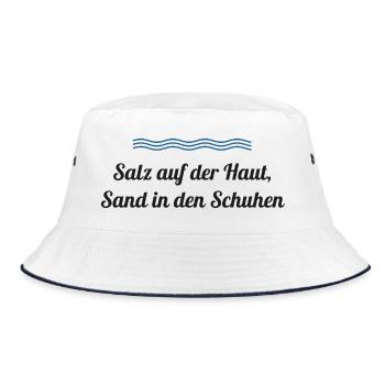Salz auf der Haut, Sand in den Schuhen – Nordsee - Bucket Hat - Weiß/Navy - Vorne