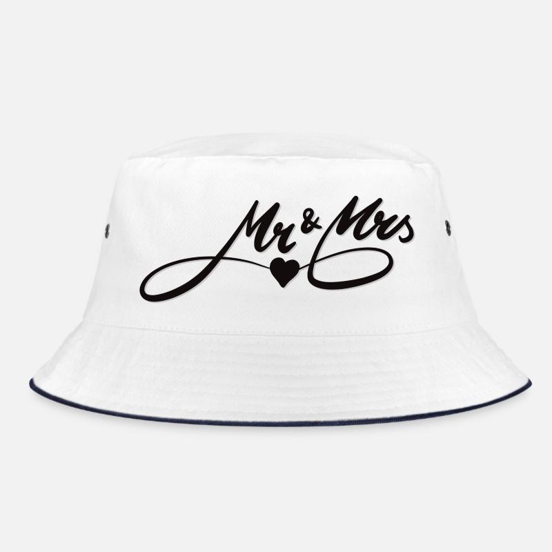 Romantisches Liebesdesign mit Herzmotiv Bucket Hat