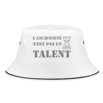 L'ancienneté n'est pas un talent. - Bob - blanc/marine - Devant