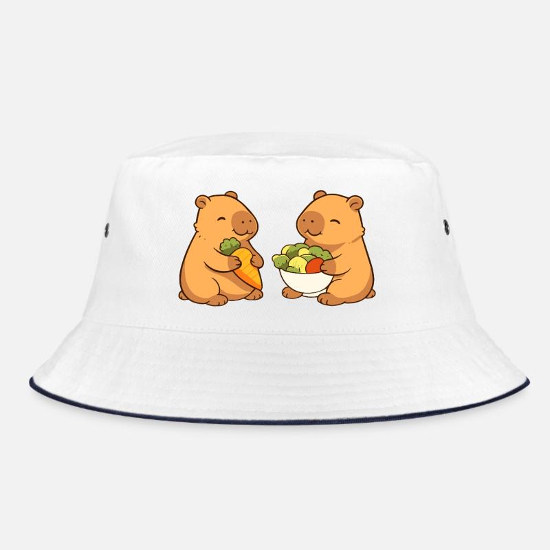 Capybara Paar mit Gemüse – entspannt & niedlich Bucket Hat