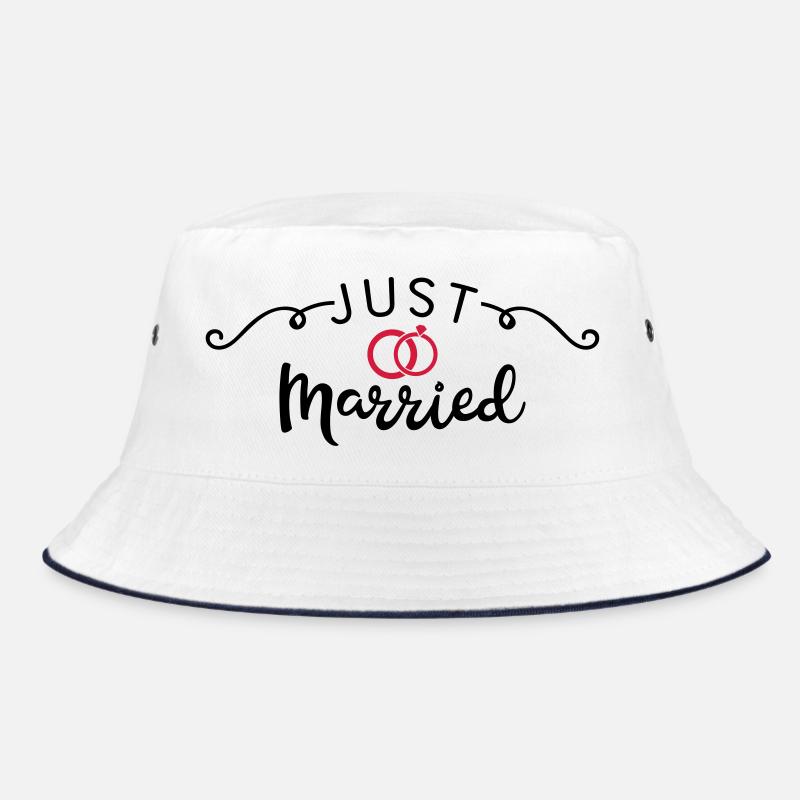 just married Bucket Hat