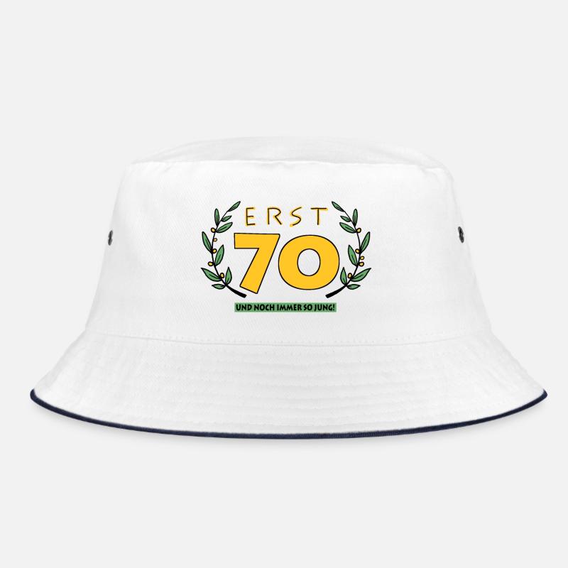 Erst 70 und noch so jung Bucket Hat